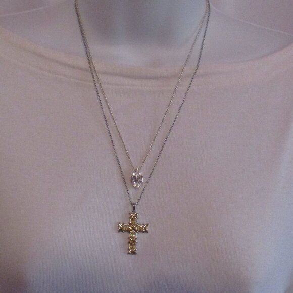 Lot Of 2 Dainty Necklaces (1) Clear (1) Gold Tone Cross - Picture 1 of 5